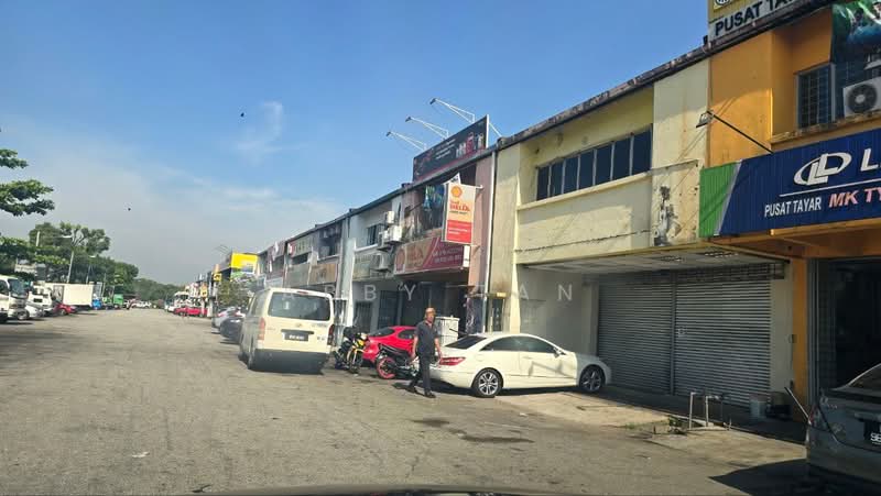 Factory for Rent in Taman Perindustrian Puchong Utama (Puchong) - Abby Tan - Exterior - PropertyGuru.com.my