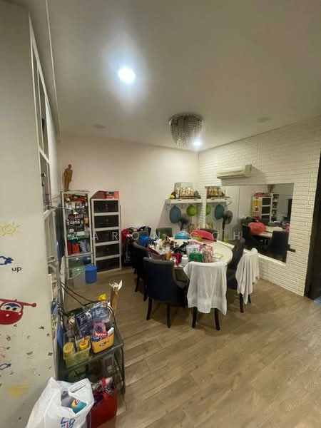 Semi-Detached House for Sale in Taman Bukit Serdang (Seri Kembangan) - Aaron Goh - Dining Room - PropertyGuru.com.my