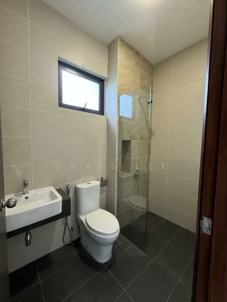 Semi-Detached House for Rent in Telok Panglima Garang (Selangor) - Chris Lee - Bathroom - PropertyGuru.com.my