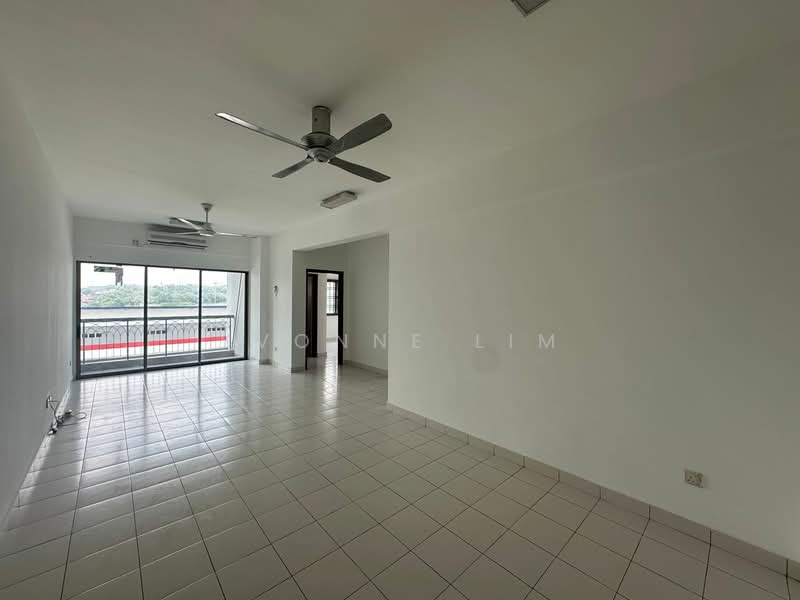 Danga View Apartment untuk Untuk Dijual - RM 370,000, Mac 2026 - Living Room - PropertyGuru.com.my