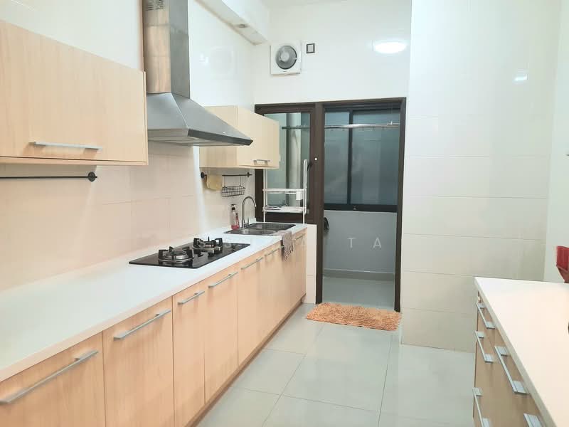 Desa Idaman Residences untuk Untuk Disewa - RM 1,700 /bulan, Mac 2026 - Kitchen - PropertyGuru.com.my