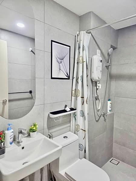Service Residence for Rent at Vivo Executive Apartment - Quvee Ooi - Bathroom - PropertyGuru.com.my