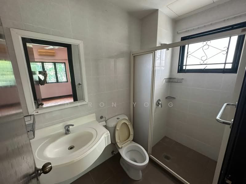 Semi-Detached House for Sale in Taman Bukit Segar (Cheras) - Dyron Yong - Bathroom - PropertyGuru.com.my