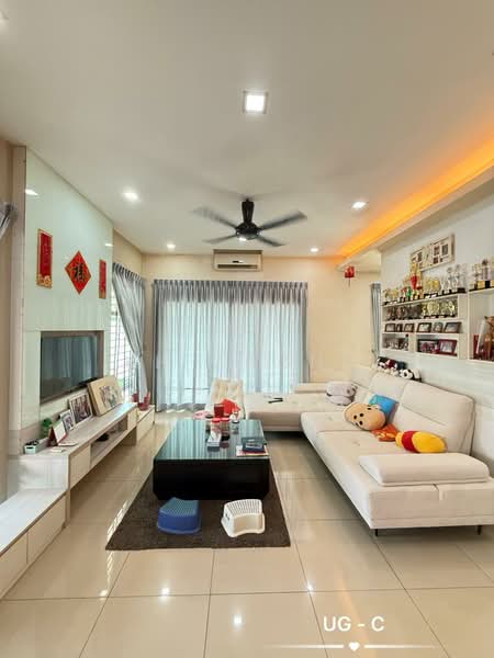 Ellis, Bandar Bukit Raja untuk Untuk Dijual - RM 1,100,000, Mac 2026 - Living Room - PropertyGuru.com.my