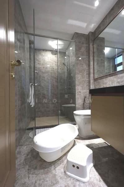 Condominium for Sale at R&F Princess Cove Phase 2-Seine Region - Kino Jaw - Bathroom - PropertyGuru.com.my