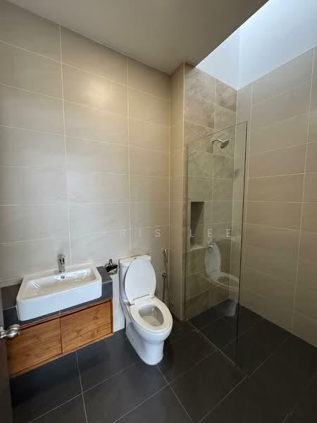 ECO SANCTUARY untuk Untuk Disewa - RM 6,500 /bulan, Mac 2026 - Bathroom - PropertyGuru.com.my