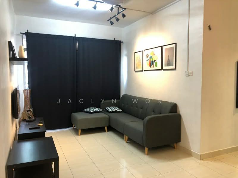 Condominium for Rent at The WaterEdge (Pinggiran Air) - Jaclyn Wong - Living Room - PropertyGuru.com.my