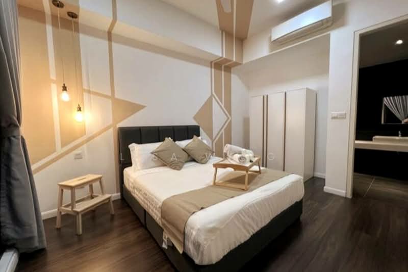 Tangerine Suites untuk Untuk Dijual - RM 250,000, Mac 2026 - Bedroom - PropertyGuru.com.my