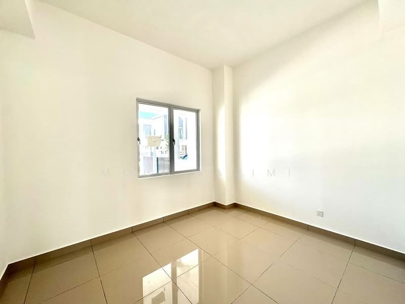 2-storey Terraced House for Sale in Seremban (Negeri Sembilan) - Mohd Salimi - Living Room - PropertyGuru.com.my