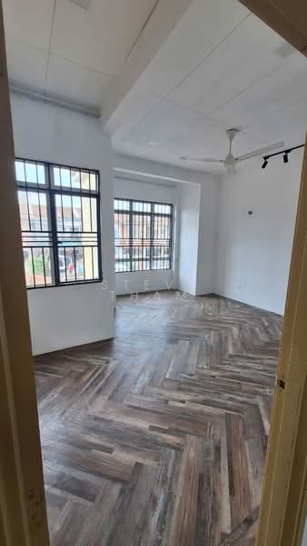 2.5-storey Terraced House for Sale in Bandar Putra Permai (Seri Kembangan) - Steve Tham - Interior - PropertyGuru.com.my
