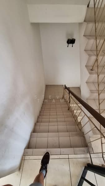 2.5-storey Terraced House for Sale in Bandar Putra Permai (Seri Kembangan) - Steve Tham - Interior - PropertyGuru.com.my