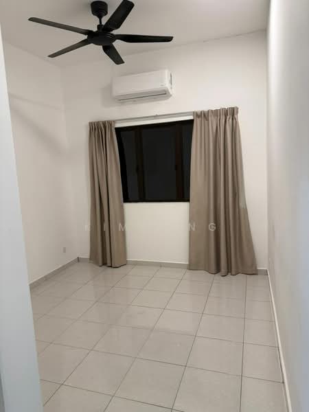 2-storey Terraced House for Rent in Setia Utama (Setia Alam) - Kim Ling - Master Bedroom - PropertyGuru.com.my