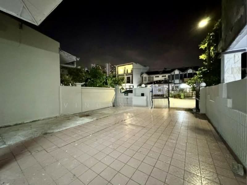 Taman Puchong Indah 2sty Terrace House for Rent untuk Untuk Disewa - RM 2,200 /bulan, Mac 2026 - Exterior - PropertyGuru.com.my