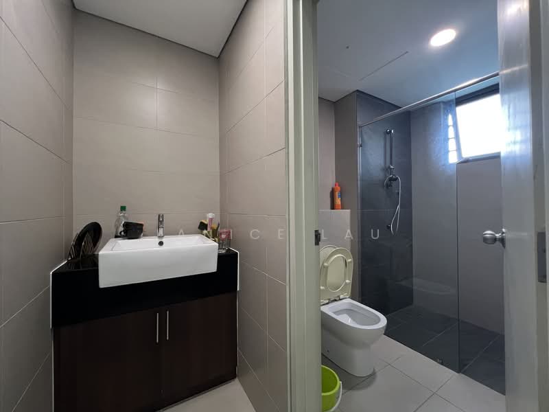 Shop / Office for Rent in Sungai Besi (Kuala Lumpur) - Janice Lau - Bathroom - PropertyGuru.com.my