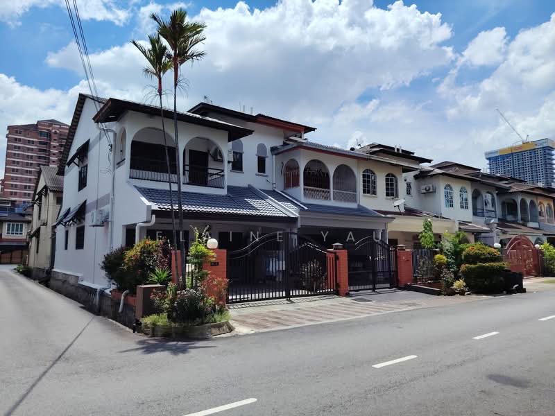 Taman Serdang Raya untuk Untuk Dijual - RM 630,000, Mac 2026 - Exterior - PropertyGuru.com.my