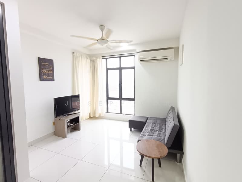 Residences @ 1 Tebrau untuk Untuk Dijual - RM 350,000, Mac 2026 - Living Room - PropertyGuru.com.my