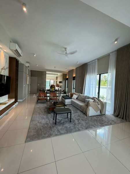 Seri Embun by E&O untuk Untuk Dijual - RM 1,300,000, Mac 2026 - Living Room - PropertyGuru.com.my