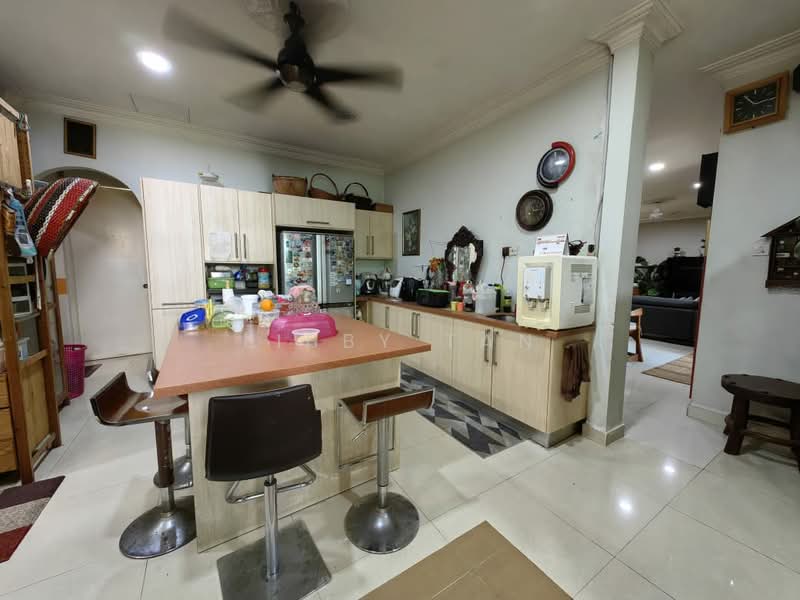 Semi-Detached House for Sale in Gombak (Selangor) - Libby Tan - Kitchen - PropertyGuru.com.my