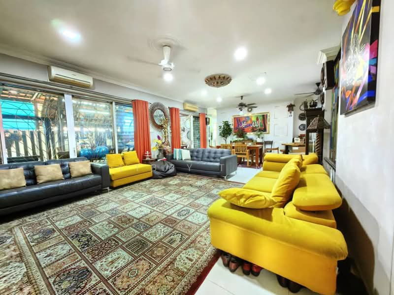 Semi-Detached House for Sale in Gombak (Selangor) - Libby Tan - Living Room - PropertyGuru.com.my