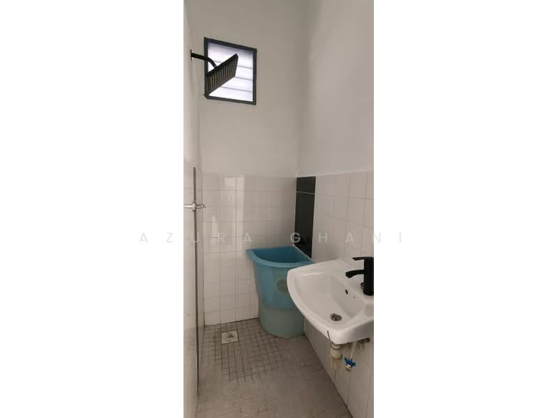 1-storey Terraced House for Sale in Sungai Jawi (Penang) - Azura Ghani - Bathroom - PropertyGuru.com.my