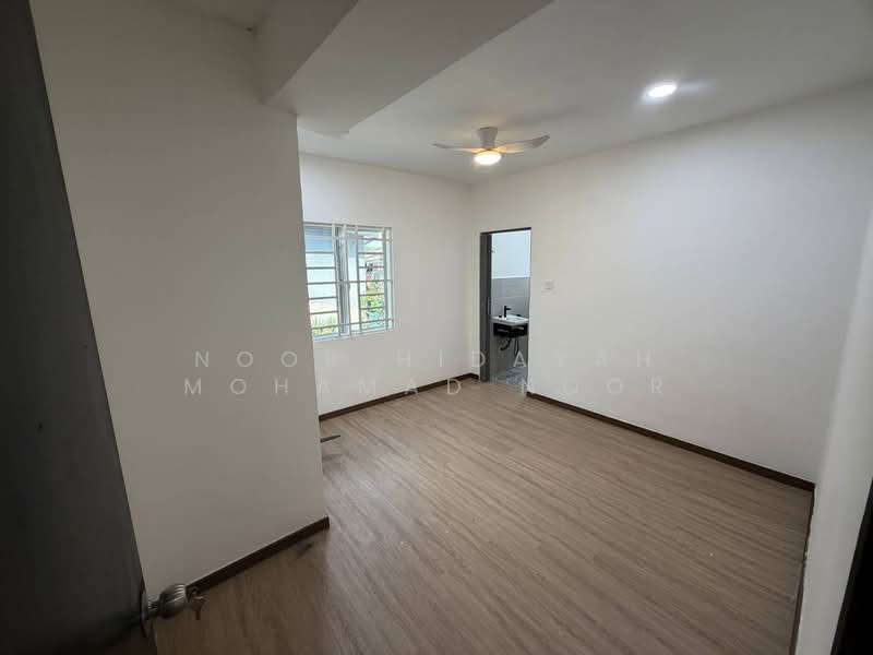 2-storey Terraced House for Sale in Taman Sri Tanjung (Semenyih) - Noor Hidayah Mohamad Noor - Interior - PropertyGuru.com.my