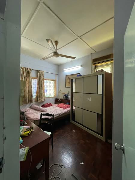 Semi-Detached House for Sale in Jelutong (Penang) - Max Lim - Bedroom - PropertyGuru.com.my