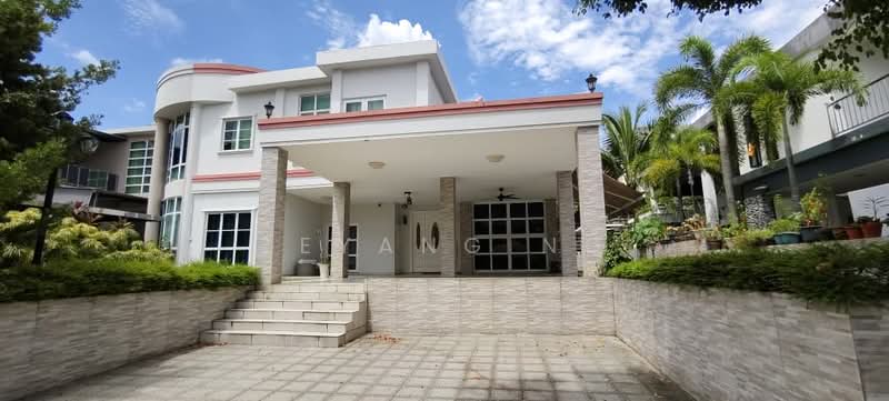 Bungalow for Sale in Sultan Abdul Aziz Shah Golf & Country Club (Shah Alam) - Zeyang Ng - Exterior - PropertyGuru.com.my