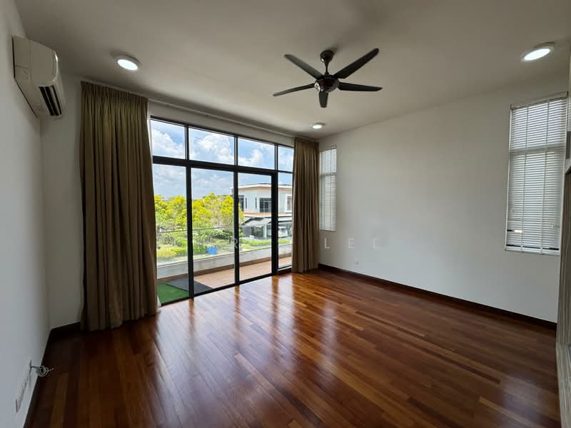 ECO SANCTUARY untuk Untuk Disewa - RM 5,600 /bulan, Mac 2026 - Balcony - PropertyGuru.com.my