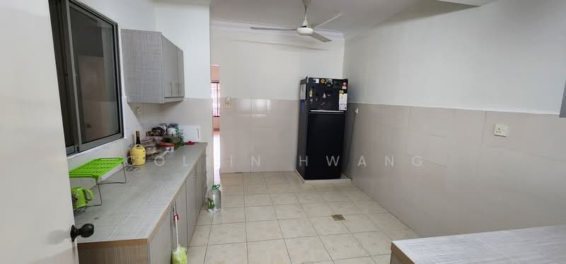 2-storey Terraced House for Sale in Taman Putra Prima (Puchong) - Collin Hwang - Dry Kitchen - PropertyGuru.com.my