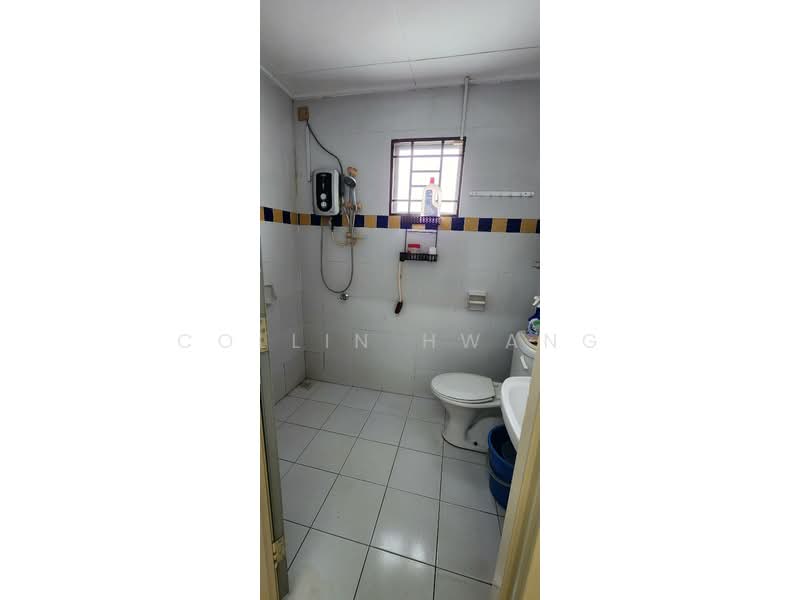 2-storey Terraced House for Sale in Taman Putra Prima (Puchong) - Collin Hwang - Bathroom - PropertyGuru.com.my