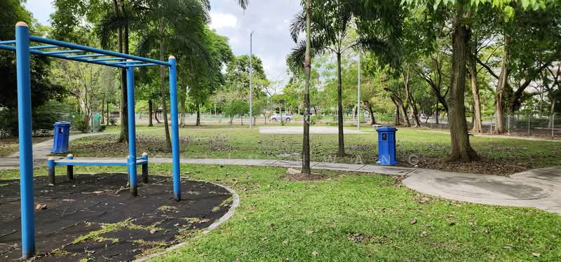 2-storey Terraced House for Sale in Taman Putra Prima (Puchong) - Collin Hwang - Park - PropertyGuru.com.my