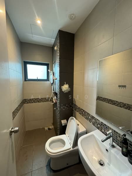 The Vyne untuk Untuk Disewa - RM 650 /bulan, Mac 2026 - Bathroom - PropertyGuru.com.my