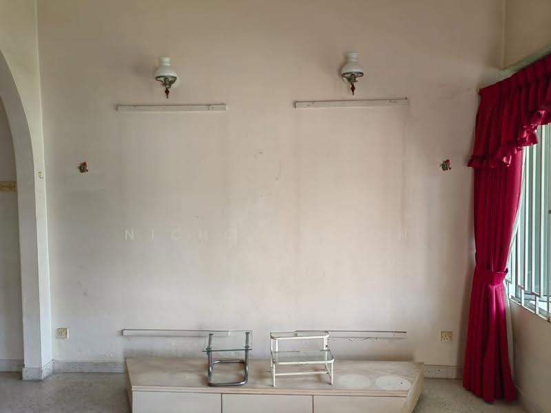 Rumah Berkembar untuk Dijual di Ipoh (Perak) - Nicholas Poh - Living Room - PropertyGuru.com.my