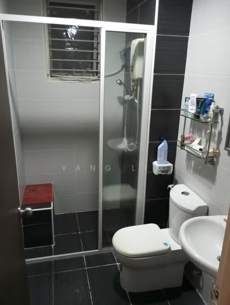 Condominium for Sale at Reflections Condominium - Yang Lim - Bathroom - PropertyGuru.com.my
