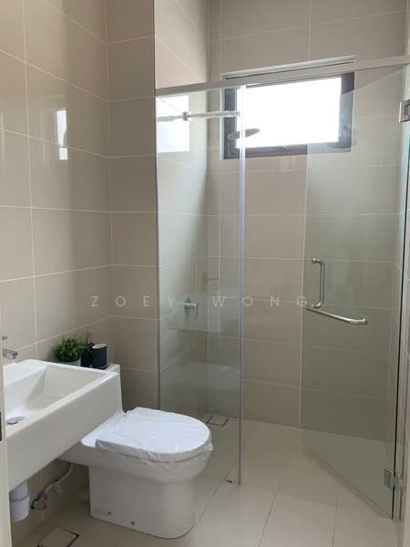 Semi-Detached House for Sale in Seremban 2 (Negeri Sembilan) - Zoey Wong - Bathroom - PropertyGuru.com.my