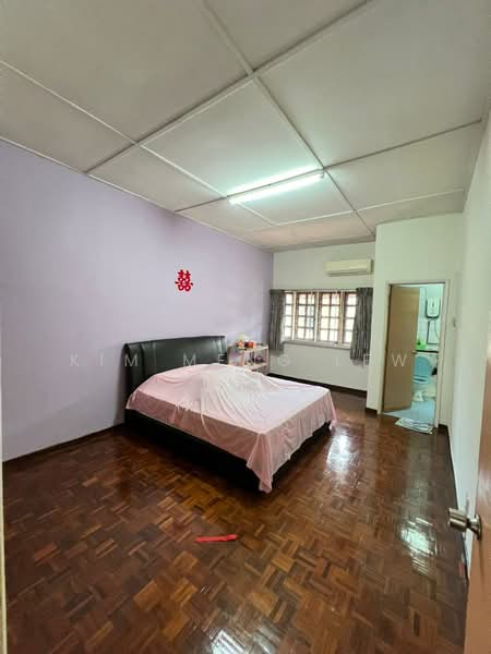 Taman Daya untuk Untuk Disewa - RM 2,200 /bulan, Mac 2026 - Bedroom - PropertyGuru.com.my