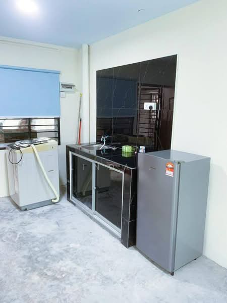 Flat for Sale at Flat Tasek 64 - Linda . - Kitchen - PropertyGuru.com.my