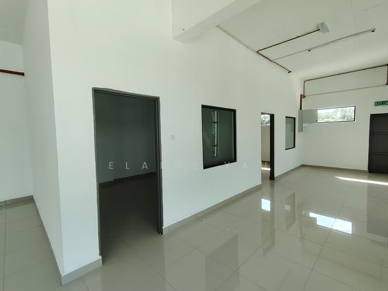 Pengkalan Tudm Subang untuk Untuk Disewa - RM 73,500 /bulan, Mac 2026 - Interior - PropertyGuru.com.my