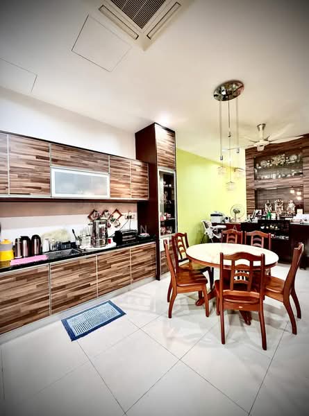 3-storey Terraced House for Sale in Tanjung Bungah (Penang) - Susan Chia - Kitchen - PropertyGuru.com.my