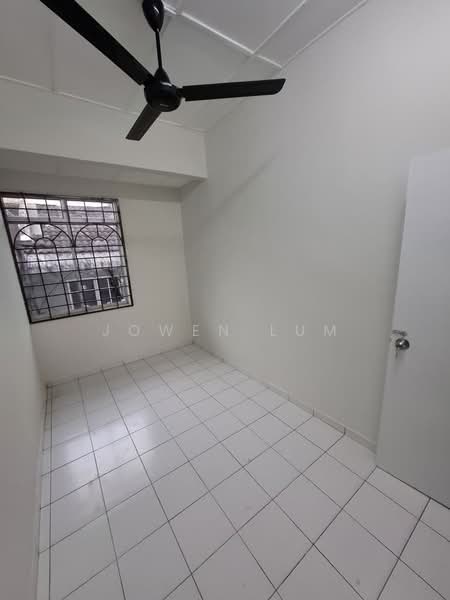 Taman Bukit Desa untuk Untuk Disewa - RM 1,700 /bulan, Mac 2026 - Interior - PropertyGuru.com.my