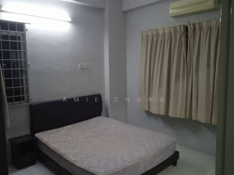 Apartment for Rent at Le Courts Desa Tambun - Amie Chong - Bedroom - PropertyGuru.com.my