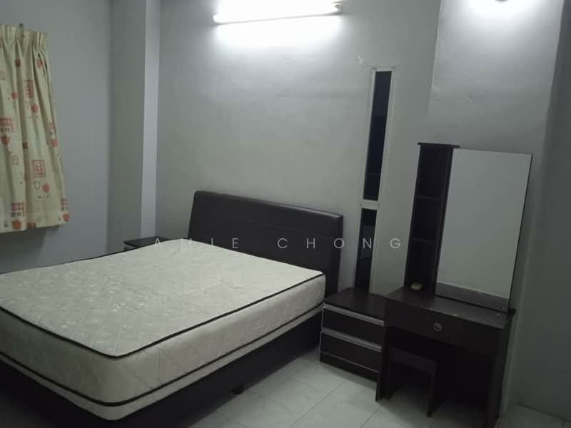 Apartment for Rent at Le Courts Desa Tambun - Amie Chong - Bedroom - PropertyGuru.com.my