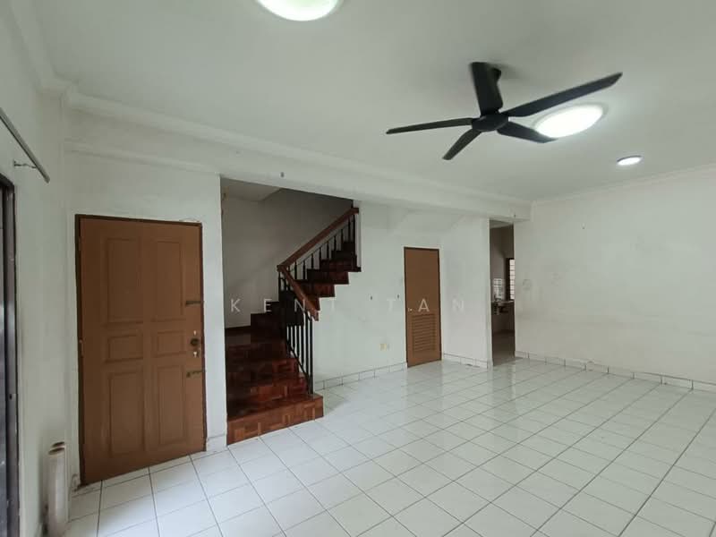 Permas Jaya untuk Untuk Dijual - RM 690,000, Mac 2026 - Living Room - PropertyGuru.com.my