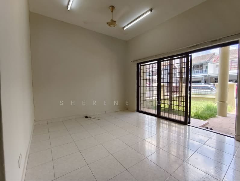 2-storey Terraced House for Sale in Taman Puchong Prima (Puchong) - Sherene Goh - Living Room - PropertyGuru.com.my