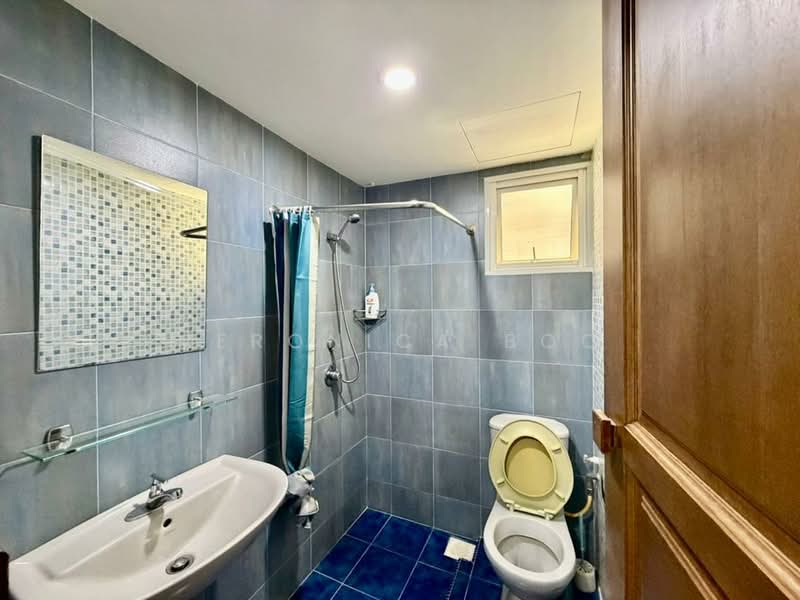 Kondominium untuk Dijual di Sri Perdana - Veronica Boo - Bathroom - PropertyGuru.com.my
