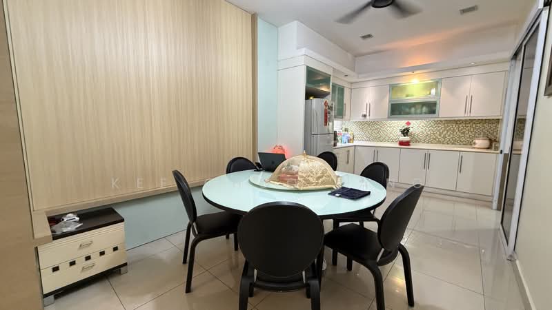 Rumah Berkembar untuk Dijual di Kemuning Utama Permai (Shah Alam) - Anjoe Tang - Kitchen - PropertyGuru.com.my