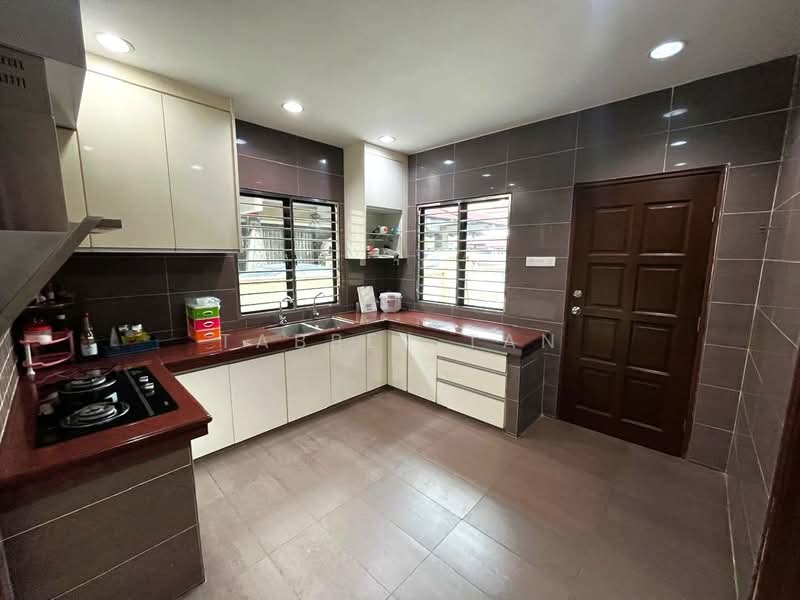 Laman Residen Kipark Sri Utara untuk Untuk Dijual - RM 1,570,000, Mac 2026 - Kitchen - PropertyGuru.com.my