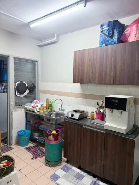Flora Damansara Apartment untuk Untuk Dijual - RM 165,000, Mac 2026 - Kitchen - PropertyGuru.com.my