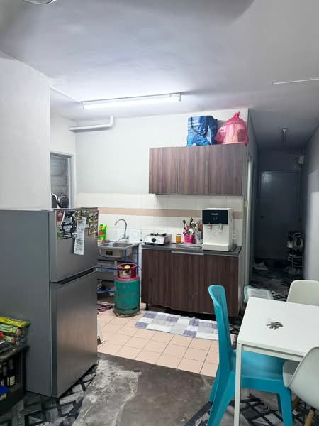 Flora Damansara Apartment untuk Untuk Dijual - RM 165,000, Mac 2026 - Kitchen - PropertyGuru.com.my