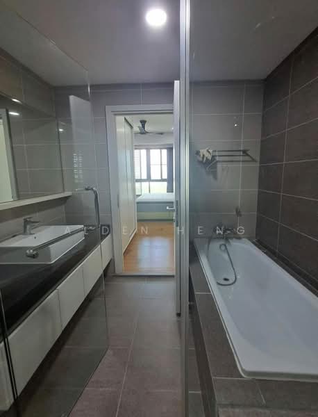 Iskandar Residences untuk Untuk Disewa - RM 3,000 /bulan, Mac 2026 - Bathroom - PropertyGuru.com.my
